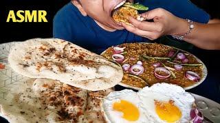 EATING VEG TADKA BUTTER GARLIC NAAN SUNNY SIDE UP EGG @MaddyEats