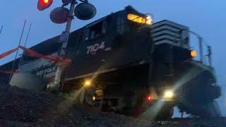 Norfolk Southern P45 and about-to-be-replaced crossing signals Seneca SC 2058 hrs Thur 22 Jun 2023