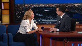 Téa Leoni On The Correct Way To Lie About Your Age