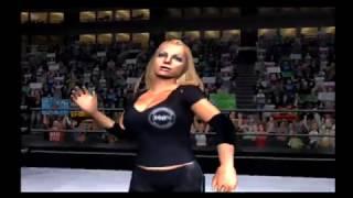 TRISH STRATUS wins the Royal Rumble as No. 1 Entrant  WWE SmackDown Here Comes The Pain PS2