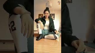 Asian girl Yi in nylon socks