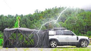  Czy żyjesz w deszczu? ⭐ Pięciogwiazdkowy kemping w ulewnym deszczu  Land Rover Defender