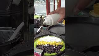 Friendly Malaysian street food vendor in Cambodia - #ItchyFeetInTheKH