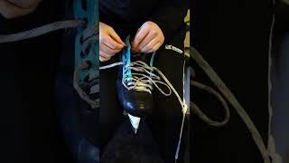 How to tie your skates