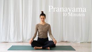 Pranayama  Nadi Shodhana Yoga Atemübung  Wechselatmung für Entspannung & Konzentration
