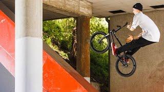 Technical BMX Street Riding in Madrid  3 Day Metro Pass