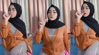 Hijab Hitam Ketat bikin Nikmat