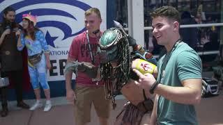 The Predator cosmic cosplay