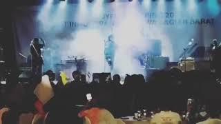 Konser Band Seventeen Diterjang Tsunami