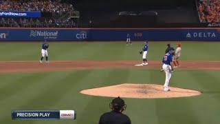 Lindor Lobs Ball and Announcers Dont Like it