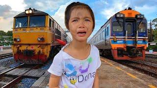 บริ้งค์ไบรท์  เจอเด็กยืนร้องไห้ หลงทางกับพ่อแม่ ที่สถานีรถไฟ