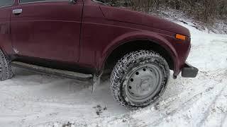 Lada Niva 4x4 at Snow - Drifting