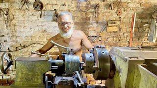 This 75 Years Old Man Making Conveyor Chain Sprockets From an Old Iron Rusty Plates