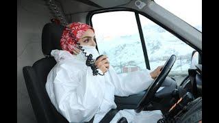 Zeynep Hakkari’nin ilk ve tek kadın ambulans şoförü