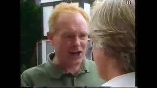 Coronation Street - Les Battersby Punches Ken Barlow 26th August 1998