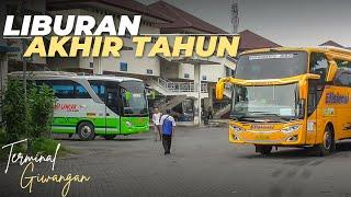 HOYAG HAYIG MENTAL MENTUL Bus di Terminal Giwangan Jogja Pagi Hari