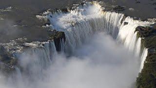 Argentina & Brazil - Best places to visit - Iguazu Falls  Foz de Iguazu Puerto Iguazu