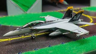 HOGAN WINGS 1200 Scale Boeing F18 US NAVY Jolly Roger Diecast Model Unboxing and Review