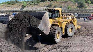 Caterpillar 990 Wheel Loader Loading Coal On Trucks - Ektor Epe