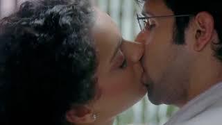 Kangana ranaut kiss scene  Hottest 
