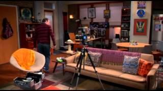 S07E04 TBBT - Raj taking pictures of Stewart for dating profile