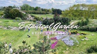 Walking tour in Kyiv Botanical Garden - spring - Ukraine - May 2023