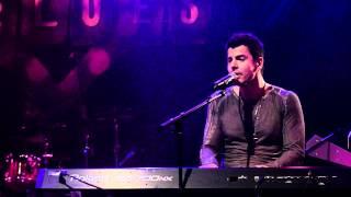 Jordan Knight- I Could Never Take The Place Of Your Man- House of Blues 3812