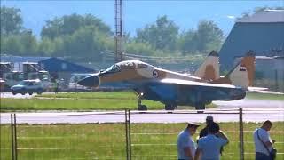 لحظة إقلاع المقاتلة المصرية Mig-29M-M2 في طريقها إلى القاهرة