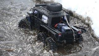6WD TRAXXAS TRX 4. mud snow water. 6x6 or 4x4 trophy? Passable jeep.