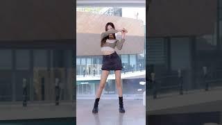 outfit & dance Rating ? 1-10 #dancecover #fashion #kpop #trendtiktok #shortvideo