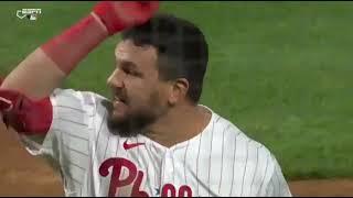 Kyle Schwarber ejected by Angel Hernandez 4242022