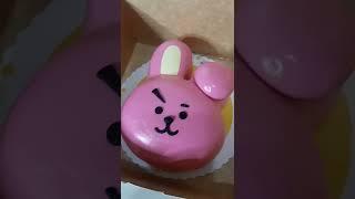 BT21 GOLDILOCKS CAKE #bts #shorts #cake