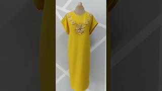 Как украсить платье самого простого кроя? Цветочками сейчас же лето#шьюсама #платье #желтоеплатье