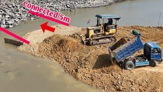 AwesomeConnected River Road 5T Dump Truck Filling Up Stone& Soil Bulldozer D31P Pushing Perfectly