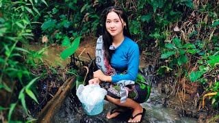 AWW...BIKIN LEMES‼️DIAJAK MANDI BARENG SAMA NENG INEU JANDA DESA CANTIK DI AIR PANCURAN