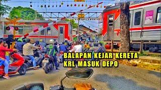 Railroad Crossing RX King Ride Kejar Kereta Krl Masuk Depo Palang Kereta api Bukit Duri Tanjakan