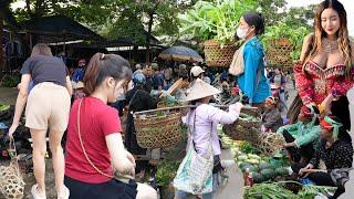 Phuong Do Fair Market Ha Giang Tay people sell everything in life