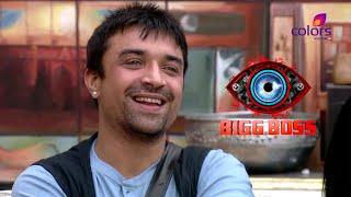 Bigg Boss 7  बिग बॉस 7  Salman ने Ajaz-Gauahar-Kushal के Love Triangle पर ली चुटकी