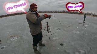 просто весёлая зимняя рыбалка не далеко от Ростова на Дону половоли отдохнули