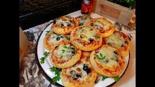 فطائر البيتزا بعجينه مميزه .مع طريقه تشكيل مميزه..تابعوها من اطيب الوصفات..Pizza Pies