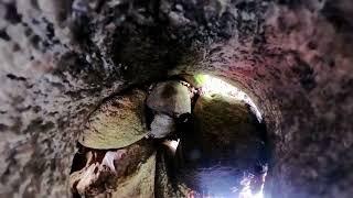 Deep Inside A Rock Wall INSTAS 360 X3 Up Close and Personal