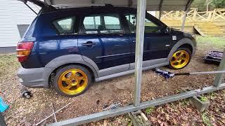 Toyota matrix coilovers on a pontiac vibe? pontiac vibe build part 3