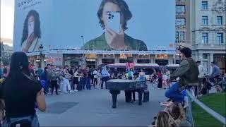 Glimpse from my first street piano performance Morgenstemning - Grieg