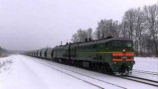 2ТЭ10М-3552 с грузовым поездом  2TE10M-3552 with a freight train