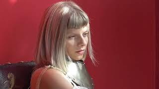 AURORA – To Be Alright Visualiser