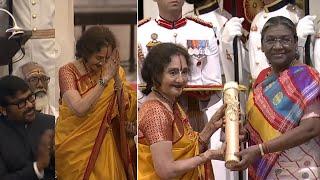 Actress Vyjayanthimala Bali Received Padma Vibhushan Award By President Murmu  Padma Awards 2024
