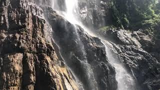 Diyaluma Waterfall Sri Lanka