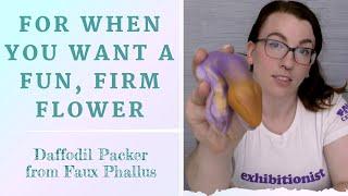 Reviewing the Daffodil from Faux Phallus