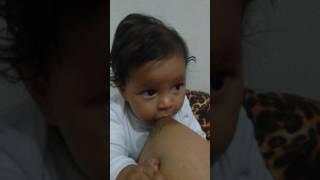 Bebê mamando Video mais lindo que ja fiz