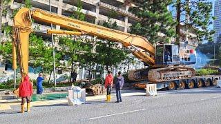 Excavator Komatsu 400 Vibro Hammer Machine Down From Low Loader Trucks